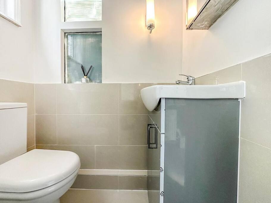 New Cosy Luxury 3 Bedroom House In Battersea Londres Extérieur photo